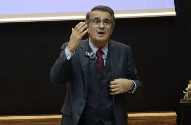 Şenol Güneş ilk kez açıkladı: Yurt dışından iki teklif