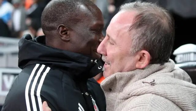 ‘Sergen Yalçın’ı seviyor musun?’ sorusuna Aboubakar’dan bomba cevap