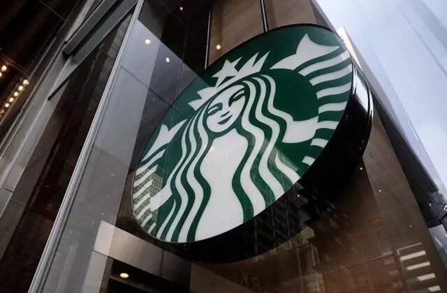 Starbucks yüzlerce mağazasını kapatma kararı aldı