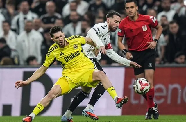 Süper Lig’de ilk yarının kart raporu ortaya çıktı! İşte zirvenin sahibi