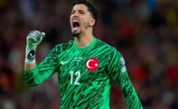 Süper Lig devinden Altay Bayındır bombası