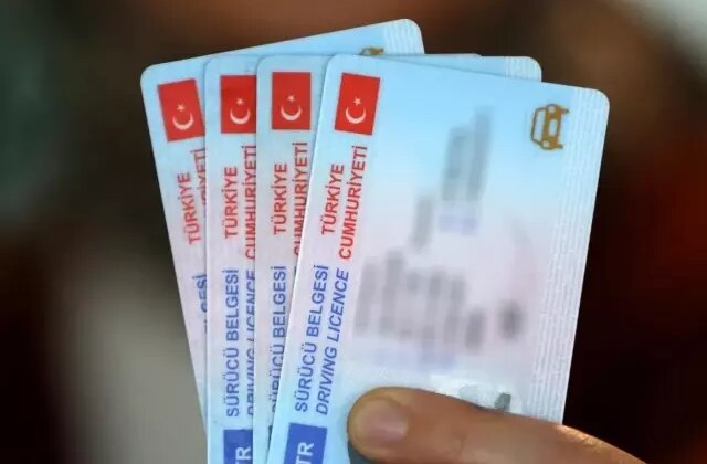 Sürücü belgeleriyle ilgili önemli karar! AYM o düzenlemeyi iptal etti