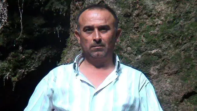 Tamirat için çıktığı çatıdan düşerek hayatını kaybetti