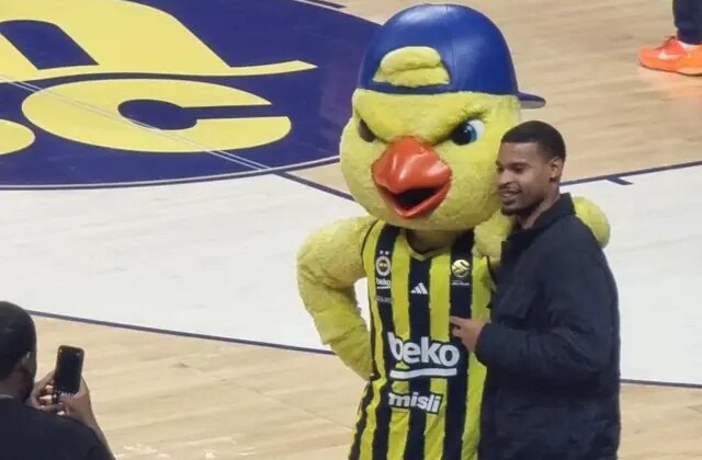 Taraftarı heyecan bastı! Inter’in yıldızı Fenerbahçe Beko’nun maçında görüntülendi