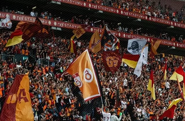 Ne olduysa derbiden sonra oldu! Galatasaray’da şok ayrılık