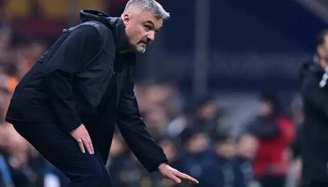 Thomas Reis’ten hakemlere tepki: Yemek mi yiyordunuz, molada mıydınız?