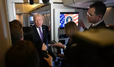 Trump MR sorularına sinirlenip muhabire ağır şekilde hakaret etti