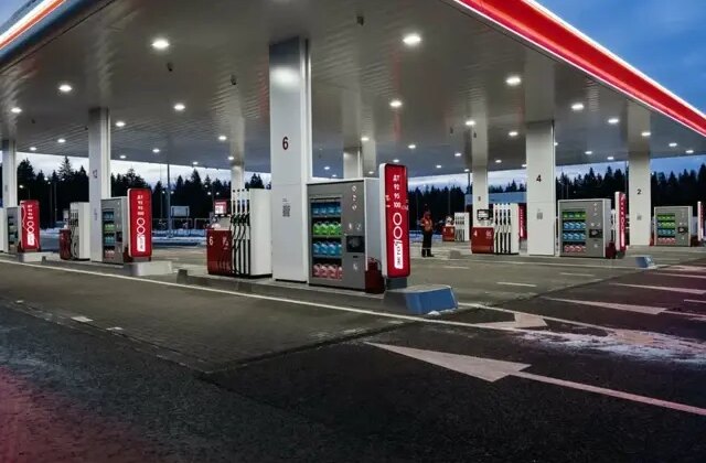 Türkiye’de yüzlerce istasyonu var! Akaryakıt devinin tüm kritik varlıklarına el konuldu