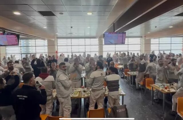 Türkiye’nin otomotiv devi Tofaş’ta isyan! İşçiler kazan kaldırdı