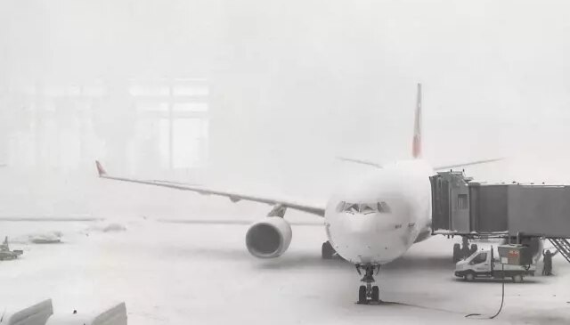 Uçuşlara hava engeli! Çok sayıda sefer iptal edildi