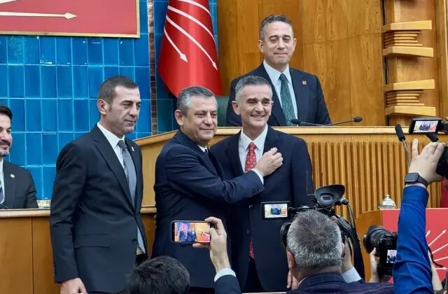 Ümit Dikbayır, DEM Parti milletvekillerine: Meclis’te yeteri kadar terörist var