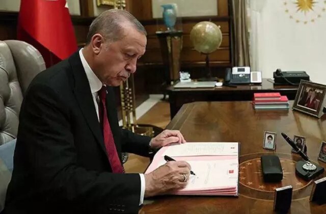 Üç bakanlıkta üst düzey değişiklikler! İşte yapılan tüm atamalar