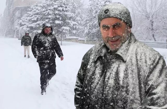 Valilik tarih verdi! İstanbul’un 19 ilçesine kar yağacak