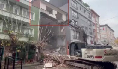 Böyle yıkım görülmedi! 4 katlı binanın en üst katı ayakta kaldı