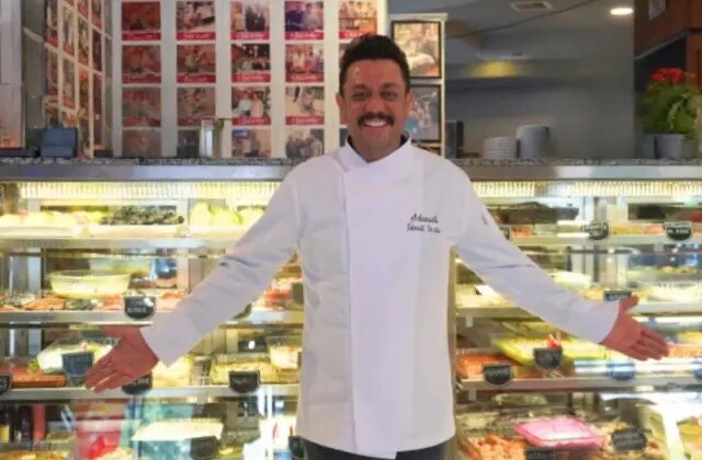 Yılbaşı hindisinin en lezzetlisi Kozyatağı Adanalı Ümit Usta’da