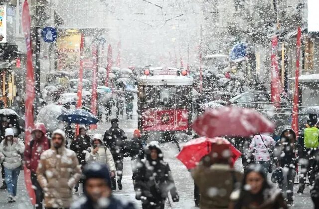 Yılbaşında lapa lapa kar geliyor! İstanbul’da 10 yıl sonra bir ilk