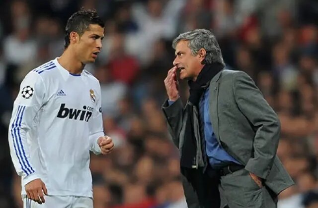 Yıldız futbolcudan yıllar sonra gelen Mourinho itirafı: Ronaldo’yu soyunma odasında ağlattı