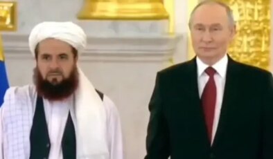 Afganistan İslam Emirliği’ni tanıyan ilk ülke olan Rusya, büyükelçinin güven mektubunu kabul etti