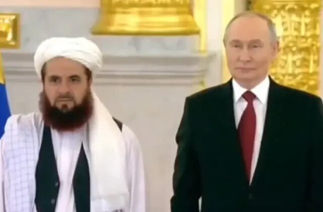Afganistan İslam Emirliği’ni tanıyan ilk ülke olan Rusya, büyükelçinin güven mektubunu kabul etti