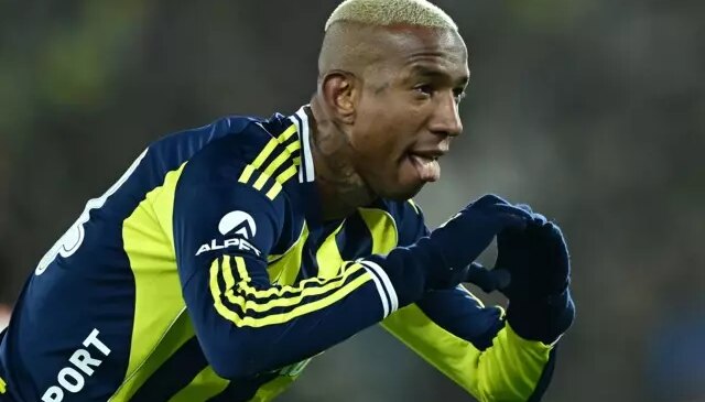 Alanya’da nefes kesen maç Fenerbahçe’nin! Zirvede puan farkı 1’e indi