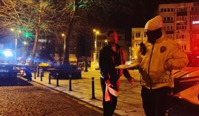 Alkollü sürücü polise dakikalarca dil döktü: Ben polis olacak adamım, boyum da uzun