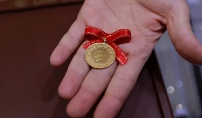 Altın fiyatları durdurulamıyor: Çeyreğin saatler içerinde kazandığı değere bakın