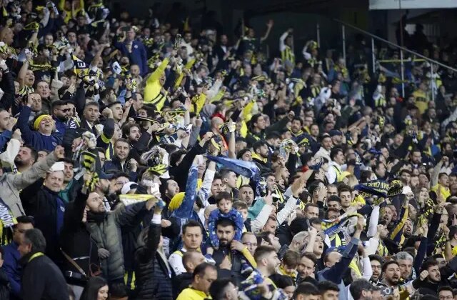 Anlaşma yakın! Fenerbahçe yıldız ismin menajeriyle görüştü