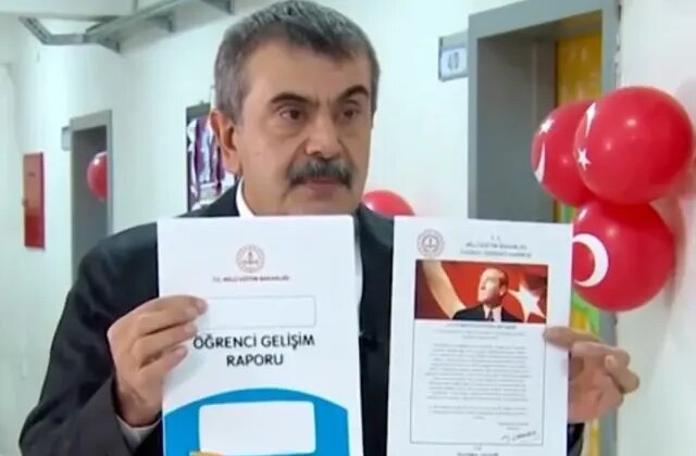 Atatürk karnelerden kaldırıldı mı? Yusuf Tekin’den çok konuşulan iddiaya yanıt