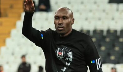 Atiba Hutchinson, yıldız golcüyü Beşiktaş’a getirtiyor