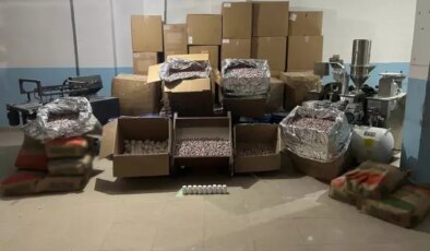 Avcılar’da uyuşturucu operasyonu: 3 milyon 350 bin adet sentetik ecza hapı ele geçirildi