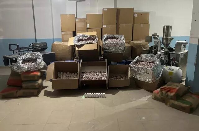 Avcılar’da uyuşturucu operasyonu: 3 milyon 350 bin adet sentetik ecza hapı ele geçirildi