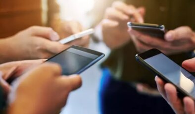 Avustralya’da 16 yaş altında sosyal medya yasağı kapsamında, yaklaşık 4,7 milyon hesap kapatıldı