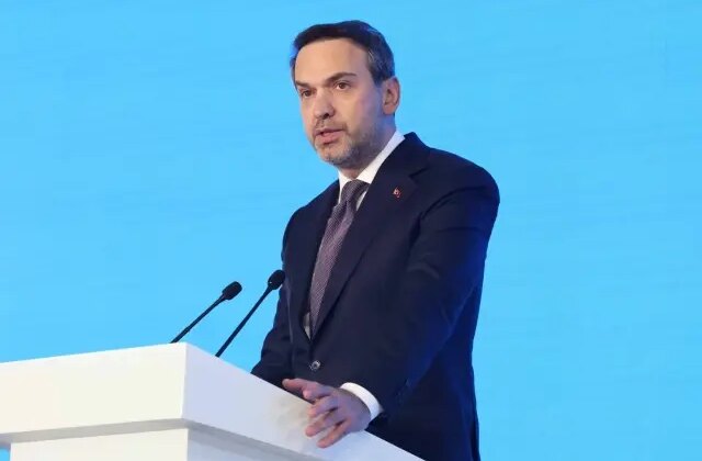 Bakan Bayraktar’dan Ayder Forumu’nda net mesaj: Dışa bağımlılığı bitireceğiz