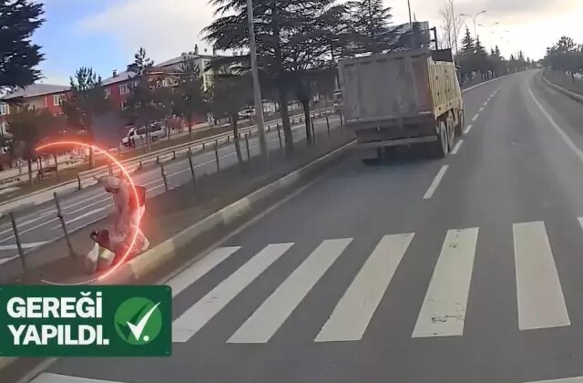 Bakan Yerlikaya duyurdu: Kütahya’da yaya önceliğini hiçe sayan kamyon sürücüsüne ceza