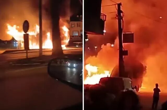 Barakada çıkan yangın park halindeki minibüs ile hafif ticari araca sıçradı