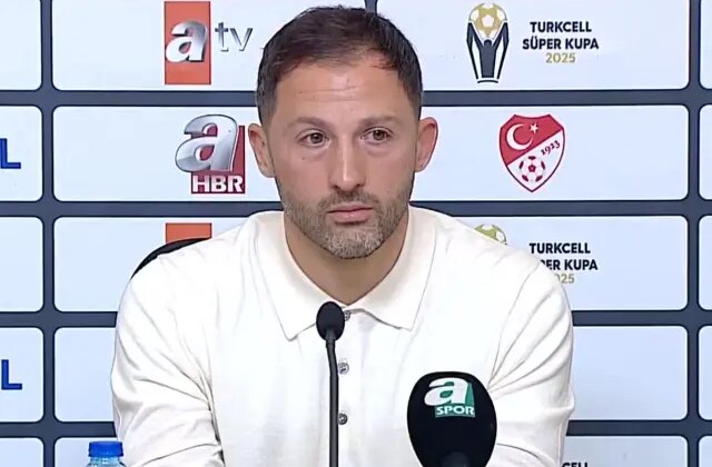 Basın toplantısında şok tepki! Tedesco’nun şaşkın anları viral oldu