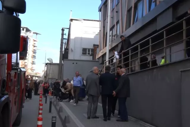 bayrampasa kaymakamligi nda yangin panigi bina 19435763 4714 o