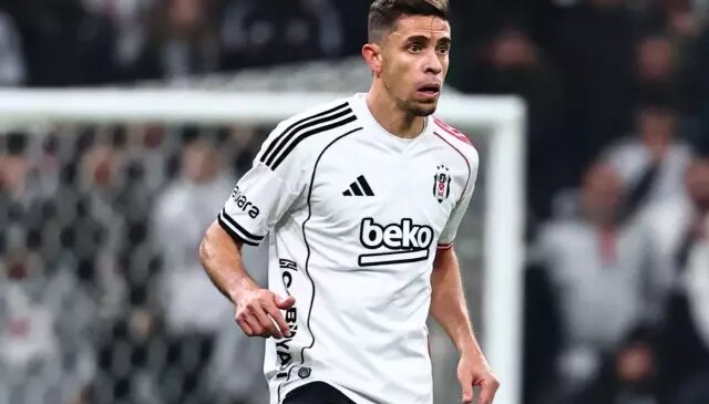 Beşiktaş’ta sürpriz ayrılık! Gece yarısı açıklandı