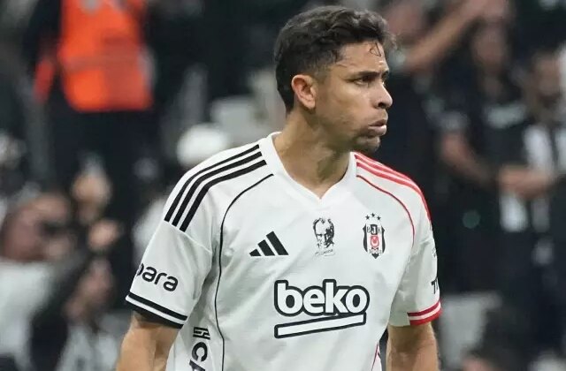 Beşiktaş’tan ayrılan Gabriel Paulista yeni takımına imzayı attı