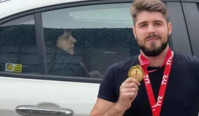 Bir annenin en zor anı! Teşhis sırasında adeta yıkıldı