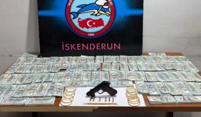 Bu paraların hepsi bir araçtan çıktı, polis hemen el koydu