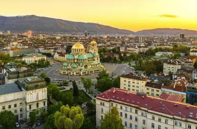 Bulgaristan dijital göçebe vizesi uygulamasını başlattı! İşte başvuru şartları