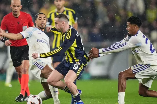 butun dunya fenerbahce aston villa macindaki 19494354 2642 o