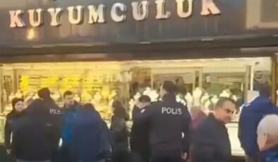 Çanakkale’de kar vaadiyle para ve altın toplayan kuyumcu ve oğlu sırra kadem bastı