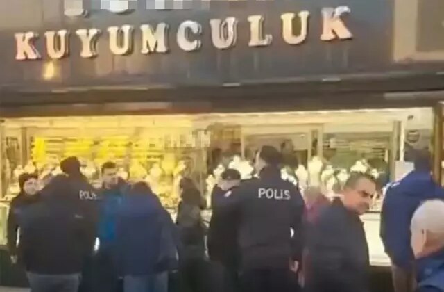 Çanakkale’de kar vaadiyle para ve altın toplayan kuyumcu ve oğlu sırra kadem bastı