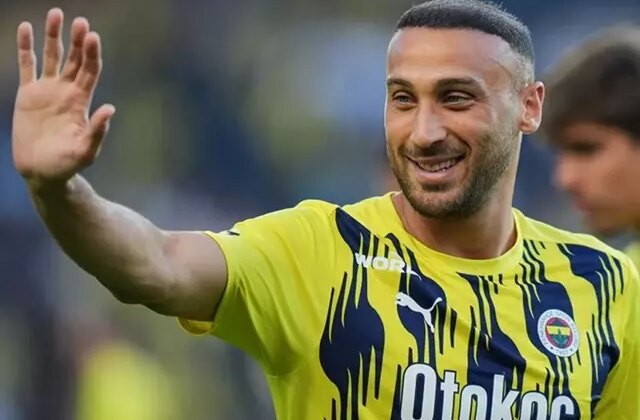 Cenk Tosun’un Fenerbahçe macerası bitti
