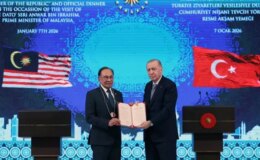 Cumhurbaşkanı Erdoğan’dan Malezya Başbakanı İbrahim’e Cumhuriyet Nişanı