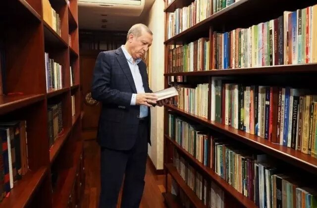 Cumhurbaşkanı Erdoğan’ın çalışmalarını içeren kitap çıktı