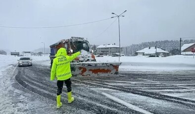 D-100 kara yolu İstanbul istikameti ulaşıma kapandı