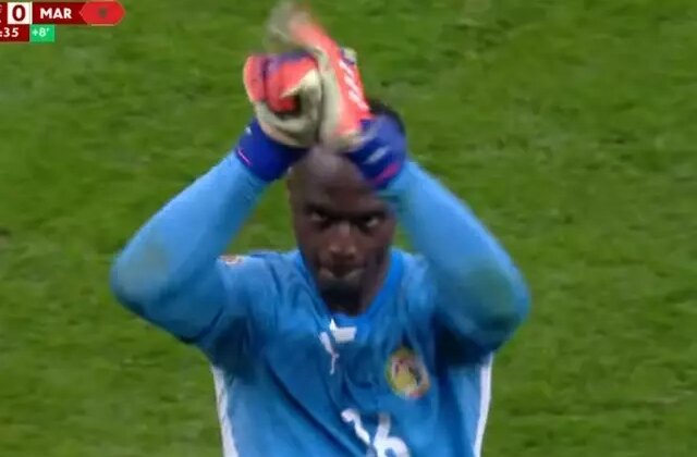 Defalarca yaptı! Dev finale damga vuran kare